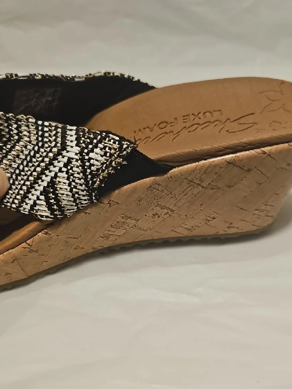 Skechers Black & White Woven Crisscross Slide Sandals - Picture 5 of 6